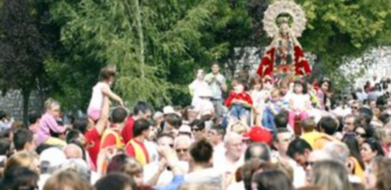 La procesión discurrirá en torno a la pradera una vez concluida la misa de campaña. / Gabriel Gómez