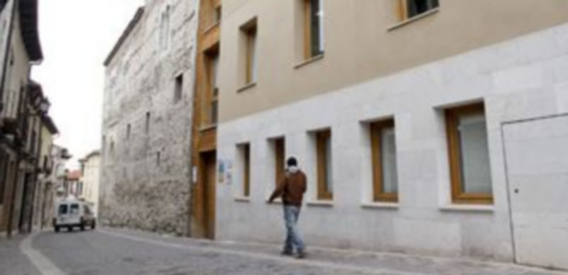 El Palacio de Pedro I acoge una nueva edición de este servicio de la Renta 2012. / Gabriel Gómez