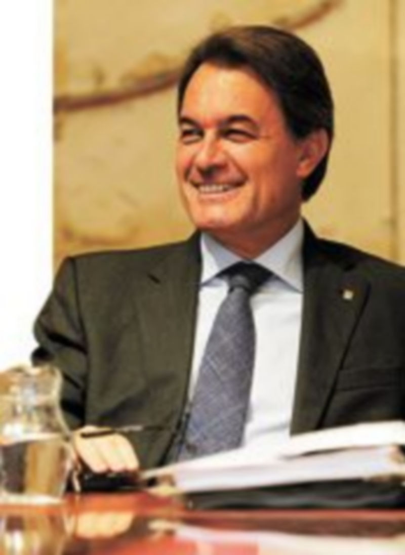 Bruselas da la espalda a Mas 1 El líder convergente asegura que peleará por estar en la UE. / Toni Albir (Efe)