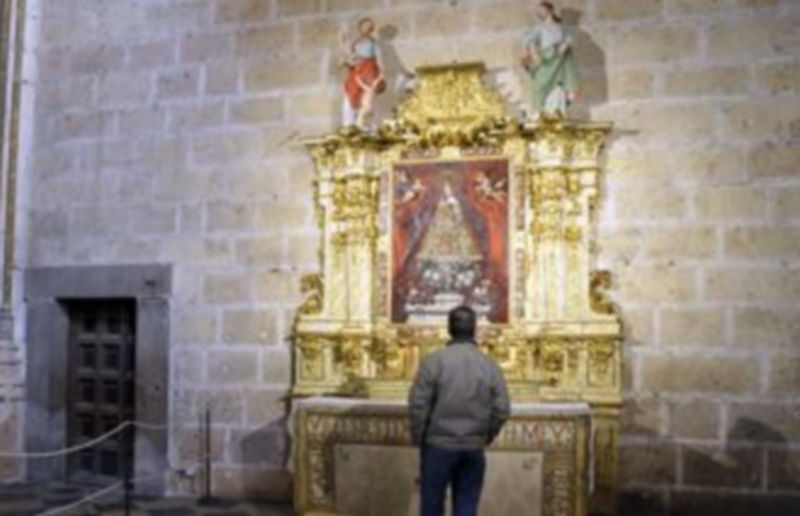 Imagen del retablo de la Virgen de la Fuencisla