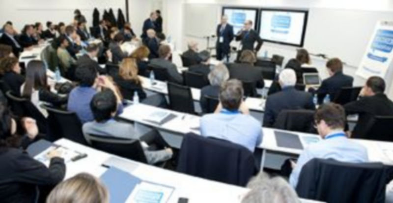 Asistentes a la Conferencia ‘Reinventando la educación superior: Nuevas vías de diferenciación’. / IE Universidad