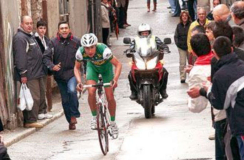 La prueba asciende hasta el Castillo de la villa. /GABRIEL GÓMEZ