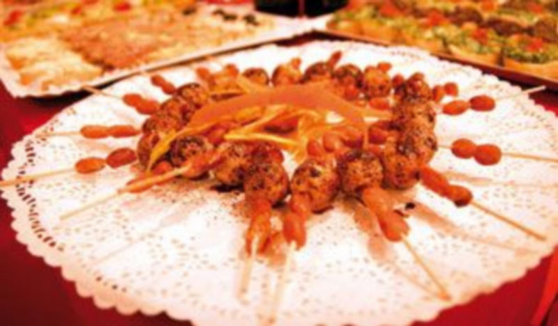 Dieciocho establecimientos ofrecerán su tapa de feria del 9 a 12 de abril. / GABRIEL GÓMEZ