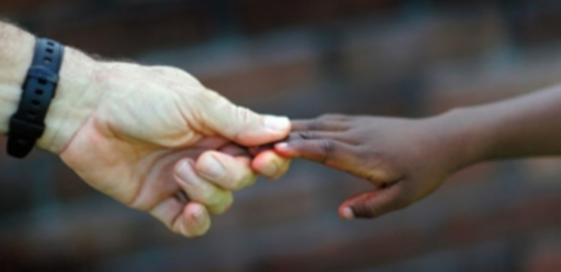 Las solicitudes para adopciones internacionales han caído bruscamente en los últimos años como consecuencia del cambio de requisitos.