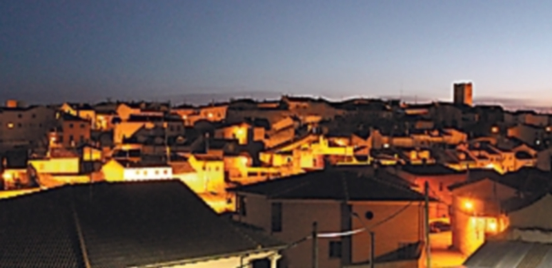 Se han instalado 30 nuevos puntos de luz para eliminar puntos oscuros. / C. N.