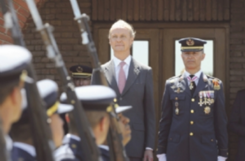 El ministro de Defensa