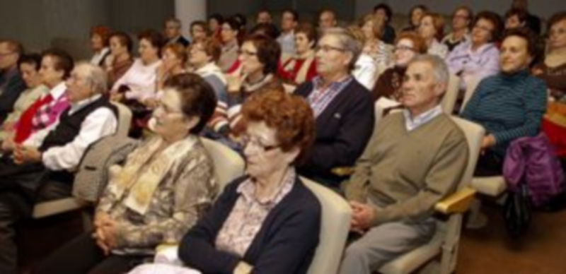 Momento de la inauguración del pasado curso de la Universidad de la Experiencia. / Gabriel Gómez