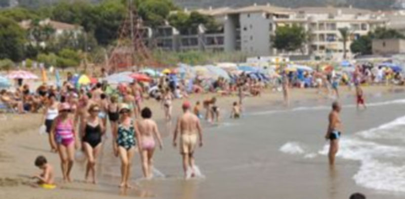 Los mayores pueden solicitar viajes del Imserso hasta el 12 de julio 1 La costa es uno de los lugares preferidos por los pensionistas. / El Adelantado