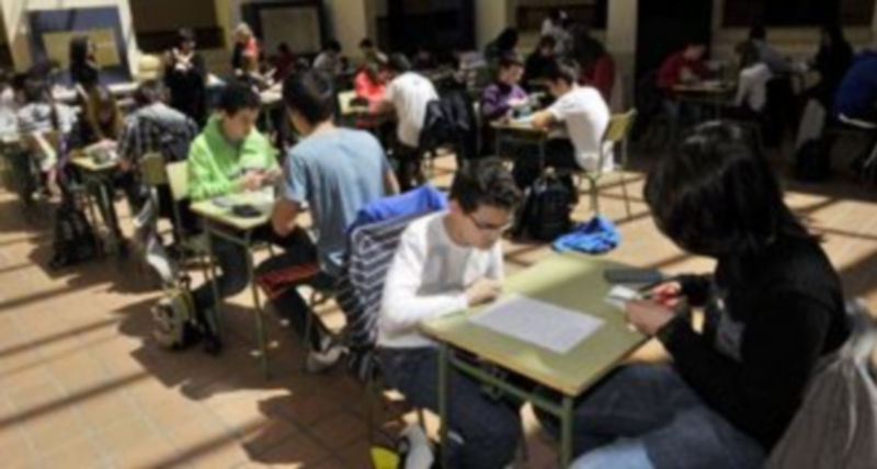 Foto de archivo de una de las pruebas del proyecto matemático celebradas el pasado año. / Kamarero