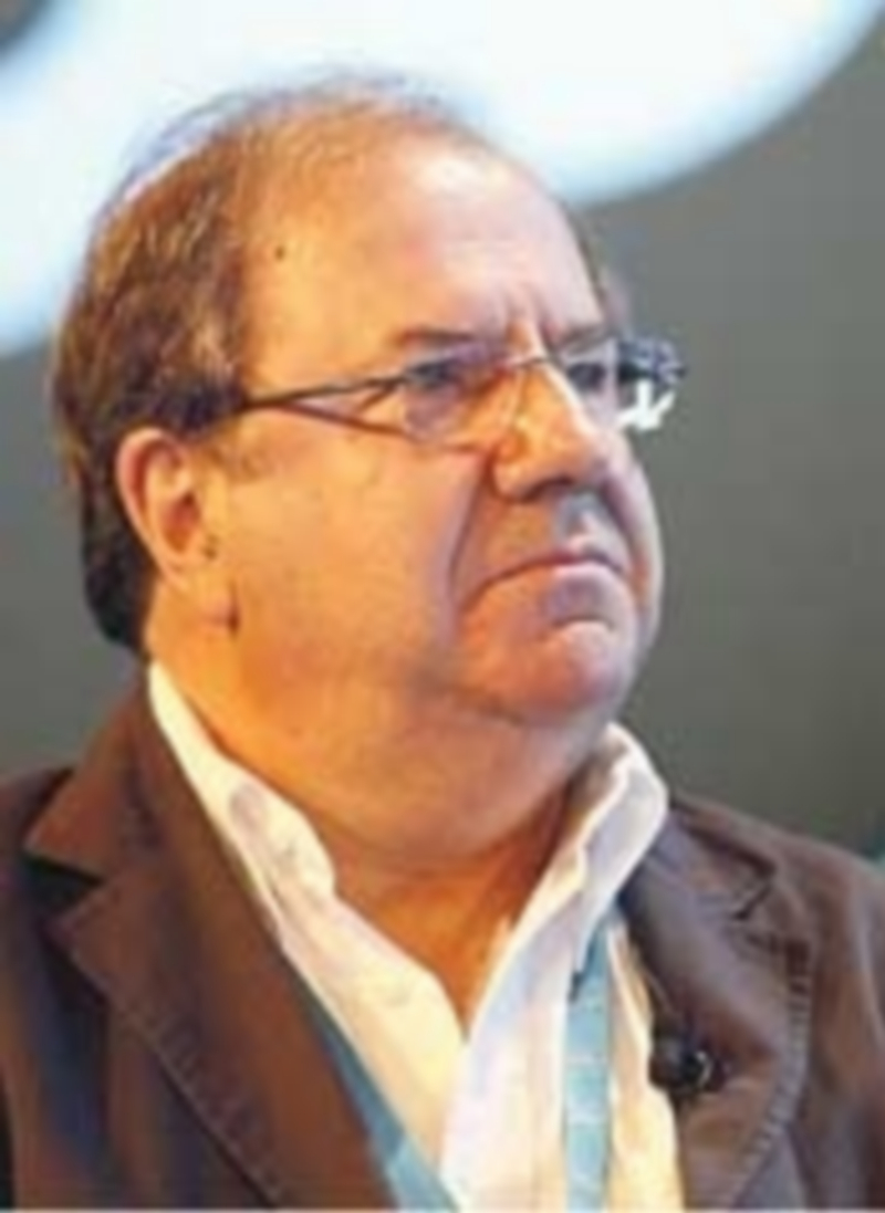 Herrera defiende al Gobierno de España “aunque haya discrepado” 1 El presidente de la Junta de Castilla y León