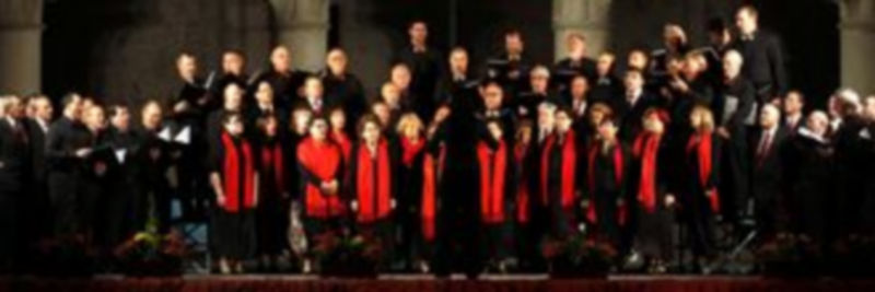 La Coral Cuellarana y la Coral Santa Lucía de Llodio