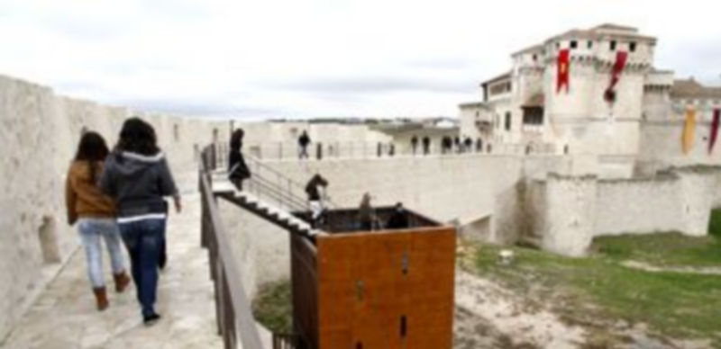 El Torreón de Santiago acogerá una original cata al aire libre mañana