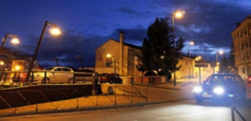 Al alumbrado de la villa se sumará el de varios polígonos y los barrios./Gabriel Gómez