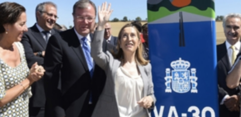 La ministra de Fomento