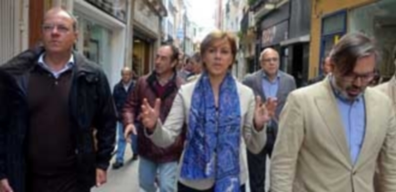 Cospedal señala que la “izquierda radical” no lucha en votos con el PP 1 La secretaria general del PP
