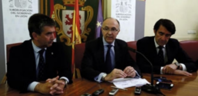 Ruiz Medrano ofreció una rueda de prensa para explicar los hechos. / Ical