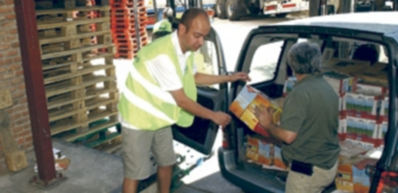 Zumos con sabor a solidaridad 1 Los excedentes serán transformados por las empresas productoras. / MAGRAMA