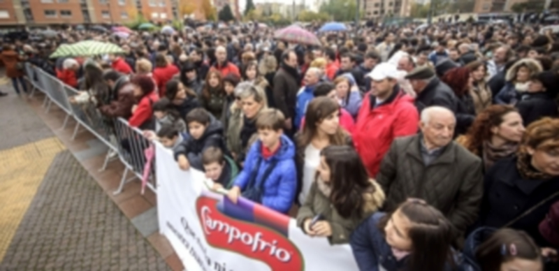 Miles de ciudadanos apoyan en Burgos a la plantilla de Campofrío 1 Aspecto de la concentración ciudadana en apoyo a los trabajadores de Campofrío