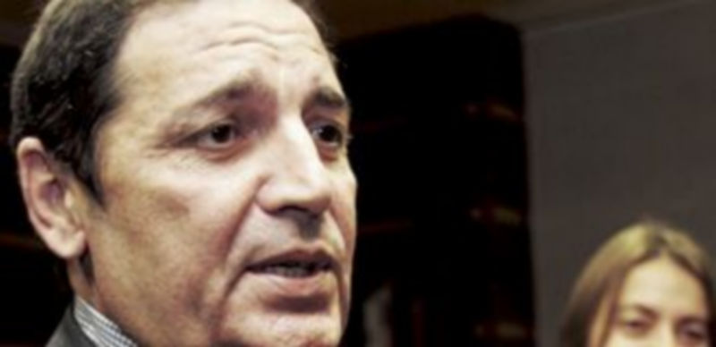 Antonio Sáez comparece ante los medios de comunicación. / L. P (Ical)