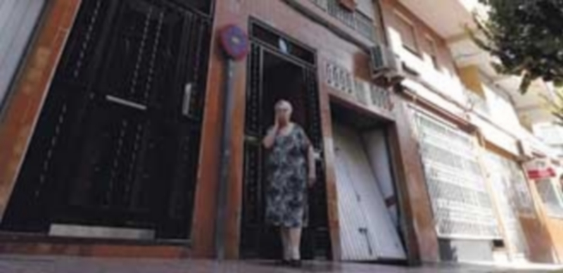 Algunos de los detenidos en la operación policial fueron capturados en la localidad valenciana de Xeraco. / EFE