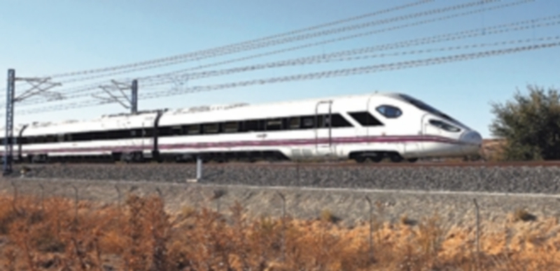 La nueva conexión del AVE permitirá reducir a dos horas el tiempo de viaje entre las ciudades de Madrid y León. / E.P.