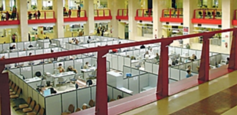 El Consejo de Defensa del Contribuyente tiene el fin de garantizar la “cercanía con el ciudadano” en sus reclamaciones. / E. P.