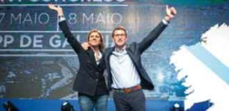Cospedal asegura que el PP ganará los comicios tras el “vodevil” vivido 1 María Dolores de Cospedal junto al líder del PPdeG Alberto Núñez Feijóo. / Efe