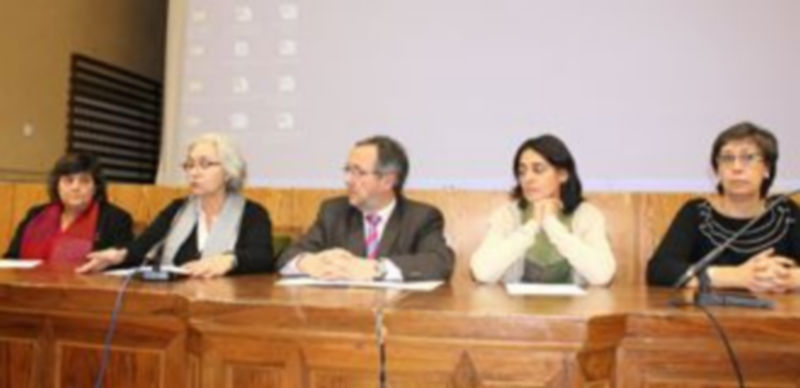 Imágenes de la ceremonia de inauguración del curso en la sede de Magisterio del Programa Interuniversitario. / Nuria Herrero