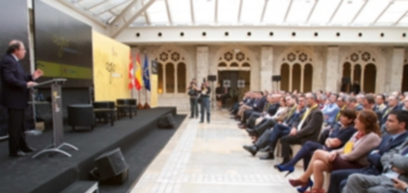 Herrera fija la agroalimentación como base del futuro de la región 1 El presidente de la Junta