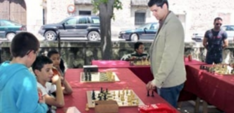 Los campeonatos de ajedrez también estarán presentes en esta edición de la Feria de la Juventud. / C. Núñez