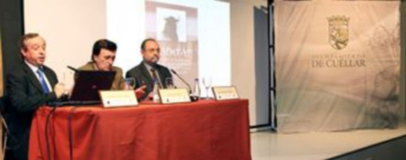 Un momento del encuentro celebrado en la sala cultural Alfonsa de la Torre del municipio. /Gabriel Gómez