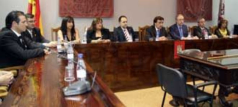 El Equipo de Gobierno durante la sesión constitutiva del Ayuntamiento ./Gabriel Gómez.