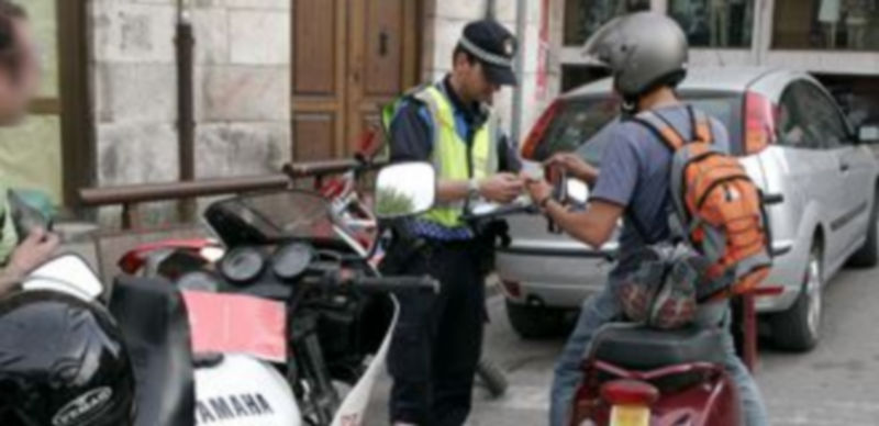 Son muchos los motivos por los que la Policía Municipal formula denuncias