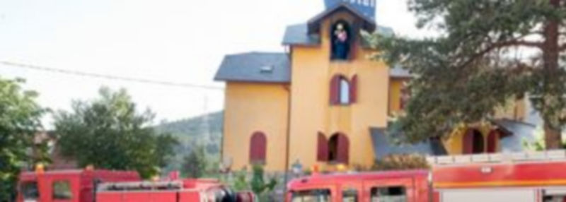 Dos vehículos de primera intervención de los bomberos de Segovia se desplazaron al lugar del siniestro