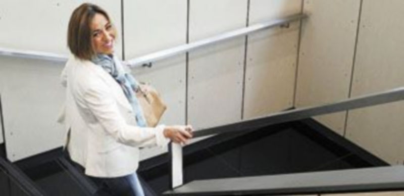 La exministra de Defensa Carme Chacón presentará oficialmente su candidatura mañana en Almería. /Reuters