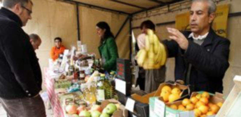 Anterior edición del Mercado Ecológico en la villa./ Gabriel Gómez