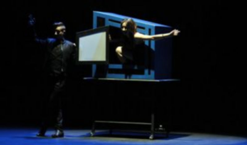 El mago segoviano y su partenaire