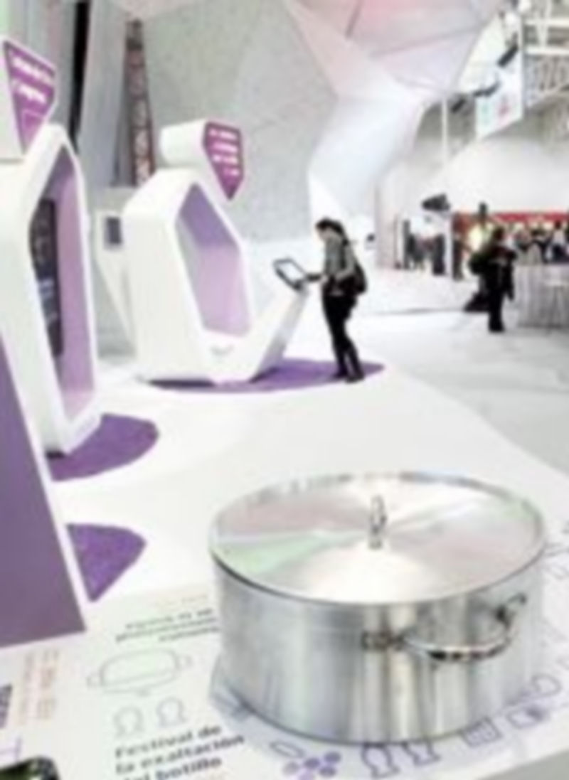 La comercialización centra la presencia turística de la Comunidad 1 Imagen del expositor que la Junta utilizó en Intur y que será igual que el que se vea