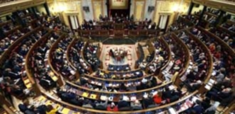 El PP ganará las elecciones mientras que la coalición de UP adelantará al PSOE 1 El CIS refleja que una vez más serán necesarias las negociaciones. / Efe