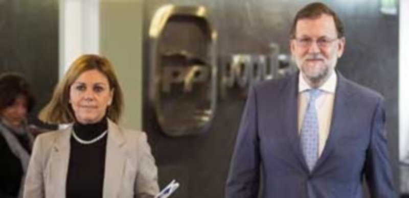 Rajoy considera que Rivera le ataca para justificar su apoyo a Sánchez 1 Mariano Rajoy junto a María Dolores de Cospedal antes de la reunión que celebró el Comité de Dirección del PP. / EFE