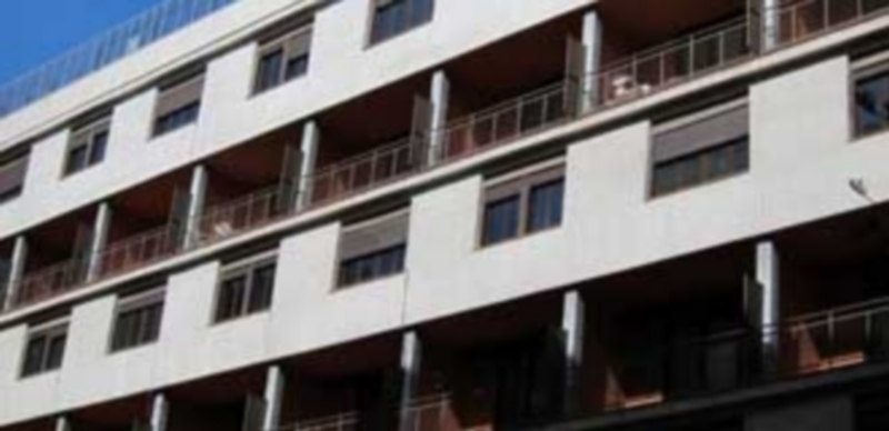 La Junta convoca ayudas al alquiler y la rehabilitación de viviendas 1 El nuevo marco permitirá los cambios de domicilio dentro de la Comunidad durante la tramitación del alquiler. / E. P.