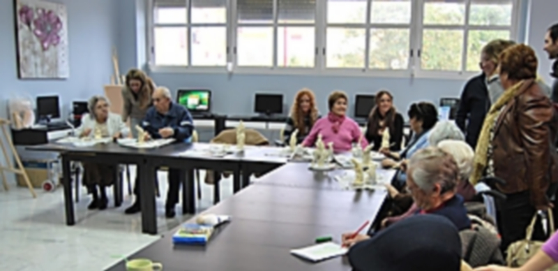 El Gobierno crea dos Centros de Referencia Estatal en León y Soria 1 La idea es mejorar la calidad de vida de la persona dependiente así como la de su entorno familiar. / Efe