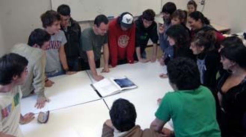 Una de las conferencias prácticas del ciclo “El Aperitivo” de IE Universidad. / El Adelantado.