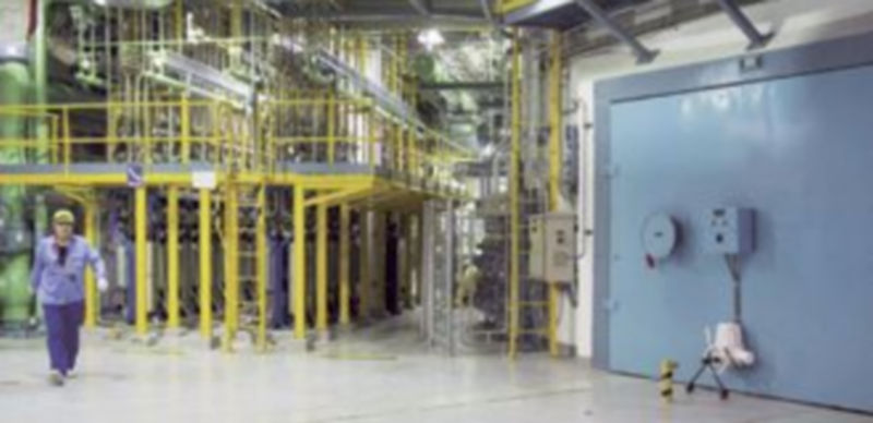 Instalaciones en el interior de la central nuclear de Santa María de Garoña