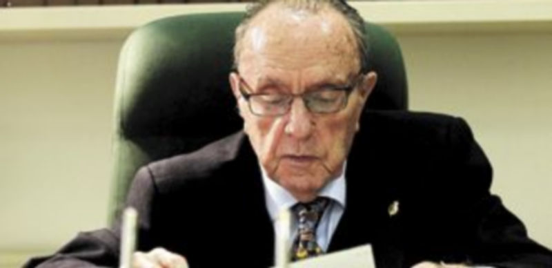 Numerosas personalidades políticas quisieron dar ayer su último adiós a Manuel Fraga