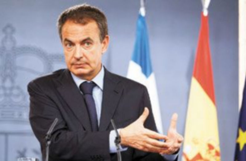 El jefe del Ejecutivo se congratula de que José Montilla se sienta «cómodo» con el nuevo modelo de financiación autonómica. / EFE