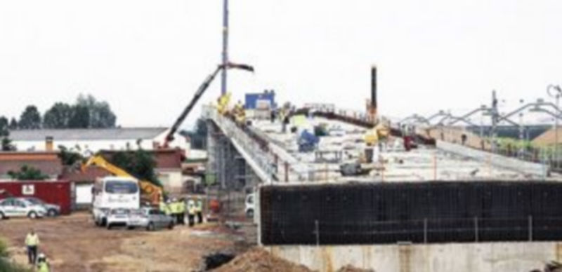 Imagen de las obras del tren de alta velocidad a León hace tan sólo unos meses. / Carlos S. Campillo (ICAL)