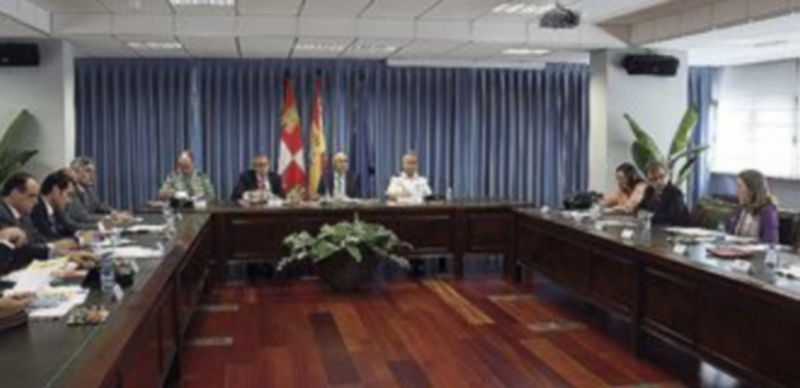 La DGT suma un punto a un millón de conductores en la Comunidad 1 Ruiz Medrano preside la reunión de la Comisión de Asistencia al Delegado. / Eduardo Margareto (ical)