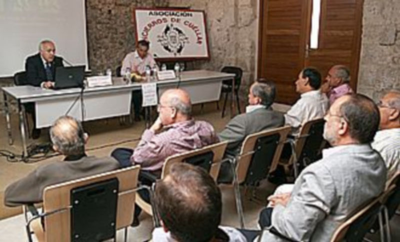 El Palacio de Pedro I acogió la conferencia pronunciada por Félix Martínez./Gabriel Gómez