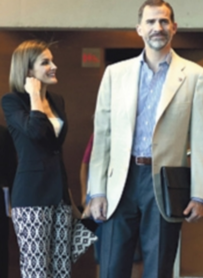 Los Reyes viajan a México en su primera visita de Estado a Iberoamérica 1 Las relaciones diplomáticas con México se restablecieron en el año 1977. / EFE